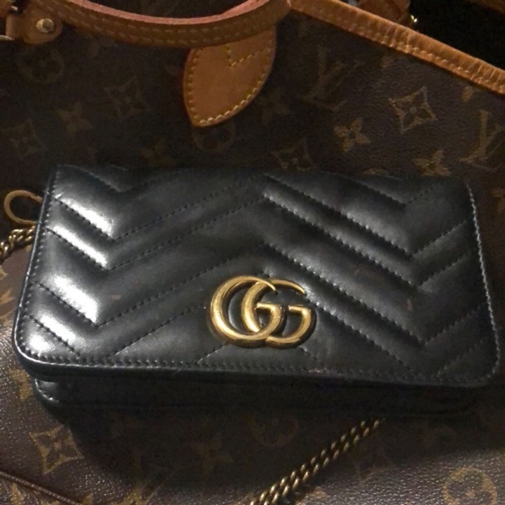 Black Gucci bag